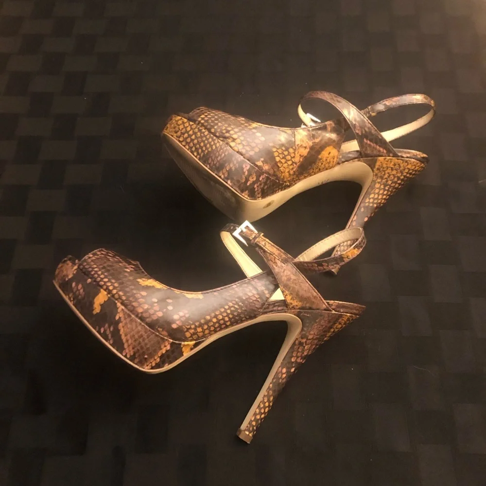 INC International Concepts Brown Platform Heels